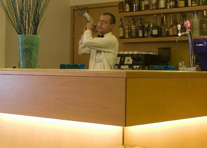 Ap Victoria Sports & Hotel