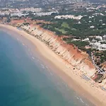 Ap Victoria Sports & Hotel