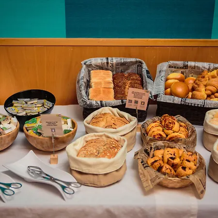 Ap Victoria Sports & Hotel 4*