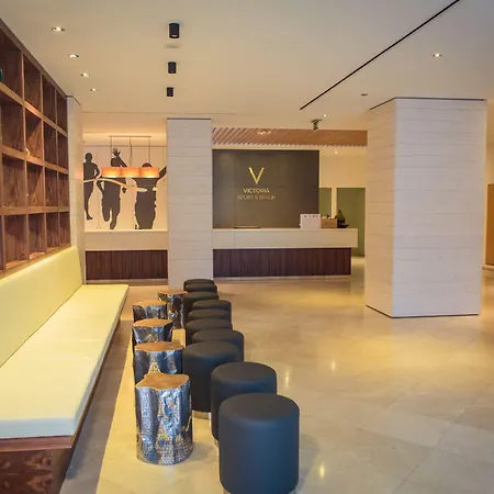 Ap Victoria Sports & 4*