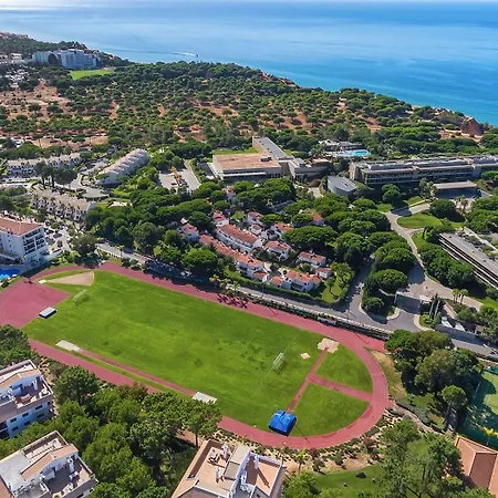 Ap Victoria Sports & 4*